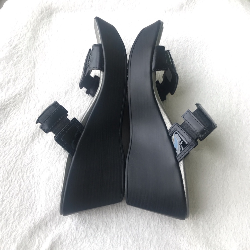 Naot Treasure Wedge Black Size 42 sandals top strap has stretch band - Picture 6 of 11
